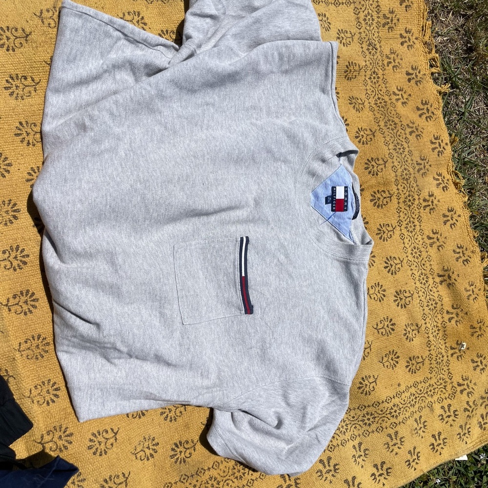 Tommy shirt